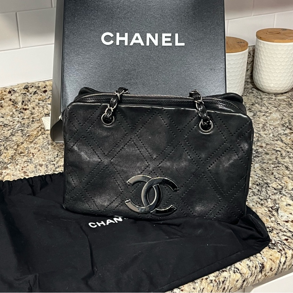 Authenticic Chanel handbag